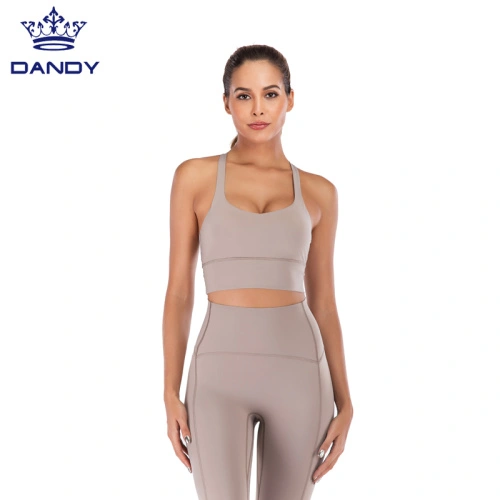 Ochiq shim kiygan issiq qiz Ochiq shim kiygan issiq qiz